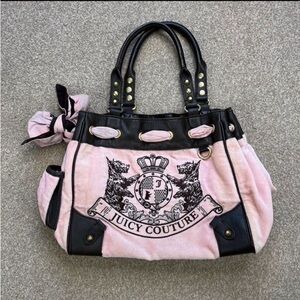 ISO!!! PINK AND BLACK JUICY COUTURE DAYDREAMER BAG
